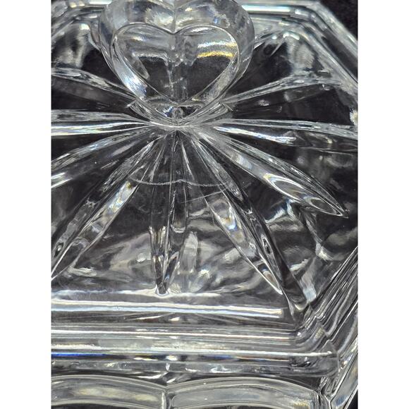 Royal Limited 24% Percent Full Lead Crystal Heart Hexagon Box Candy Dish w. Lid - Picture 5 of 9